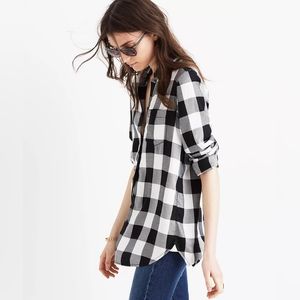 Madewell Slim Ex-Boyfriend Shirt in Buffalo Check.  Size XS